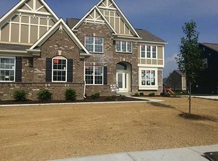 9952 Delmore Dr, Fishers, IN 46040