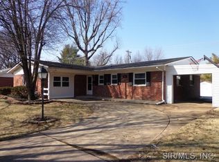 205 Dorchester Dr, Belleville, IL