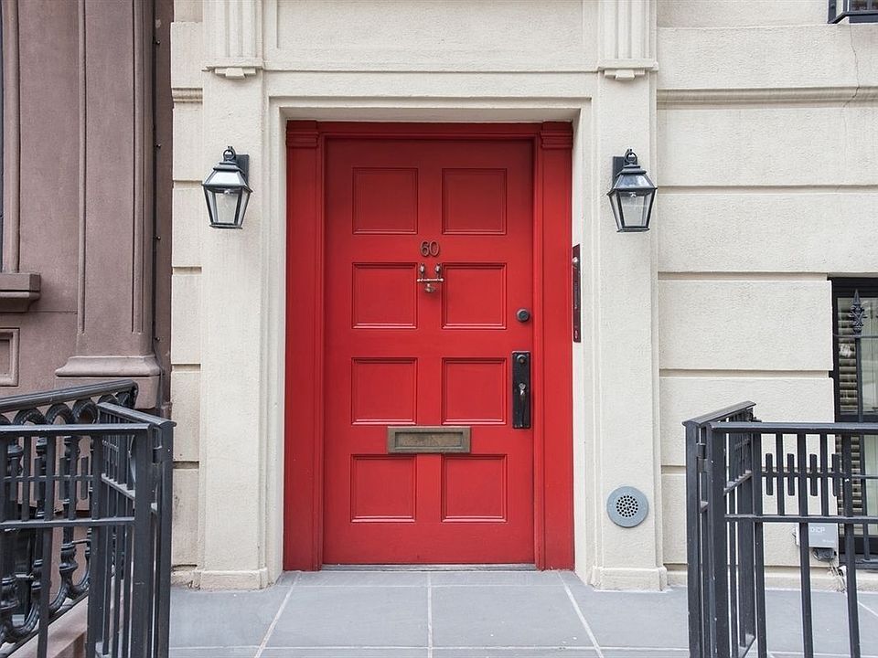 1st image of 60 W 9th St