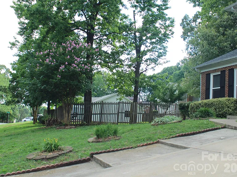 1513 Pine Mountain Rd — Photo 4