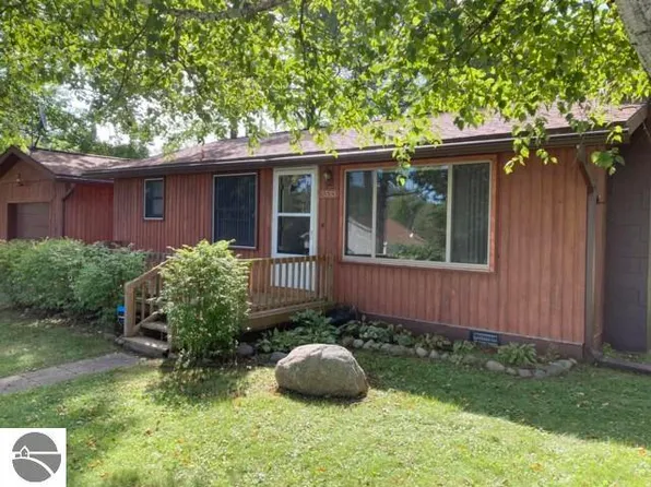 5533 6th St, West Branch, MI 48661