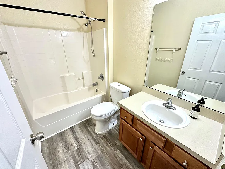 Amarante Cir — Photo 8