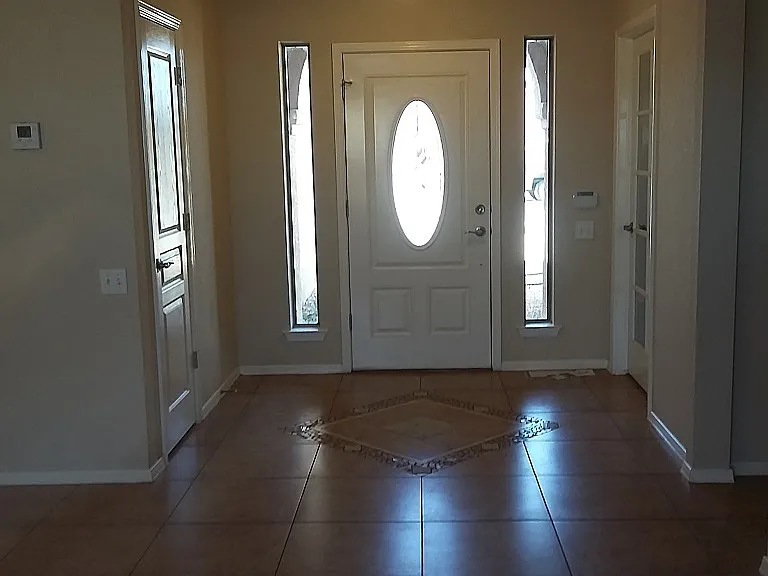 5714 Wales Dr — Photo 2