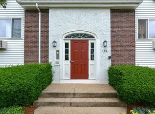 35 Will Dr UNIT 2, Canton, MA 02021