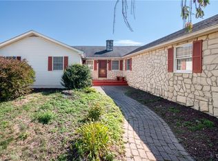 8727 Pleasant View Rd, Bangor, PA 18013