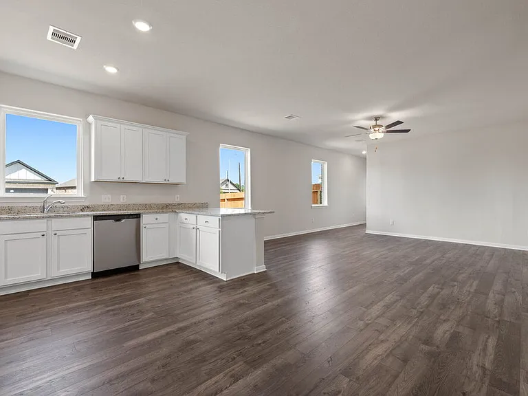 7642 Tipton Meadow Way — Photo 8