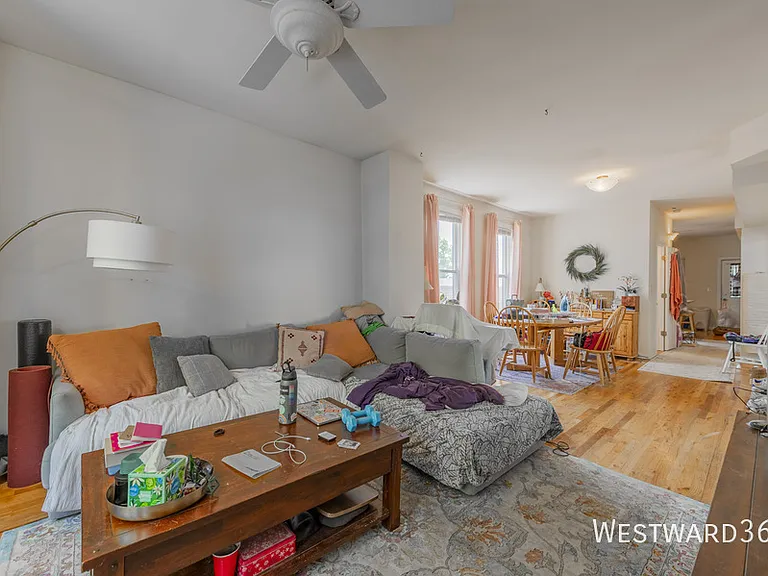 2611 W Cortland St #3 — Photo 4