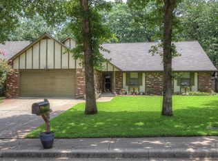 3109 S Bahama Dr W, Sand Springs, OK 74063