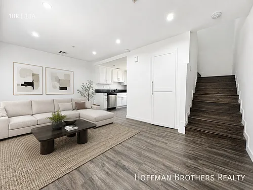 601 N Normandie Ave #5 Photo 1