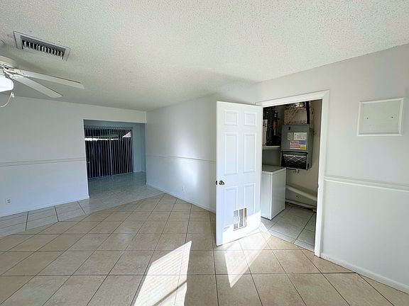 3rd image of 4872 Serafica Dr #11508577
