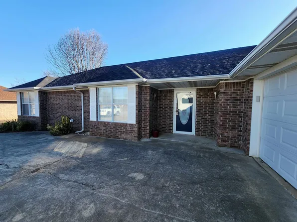 2906 Stonegate Dr, Paragould, AR 72450