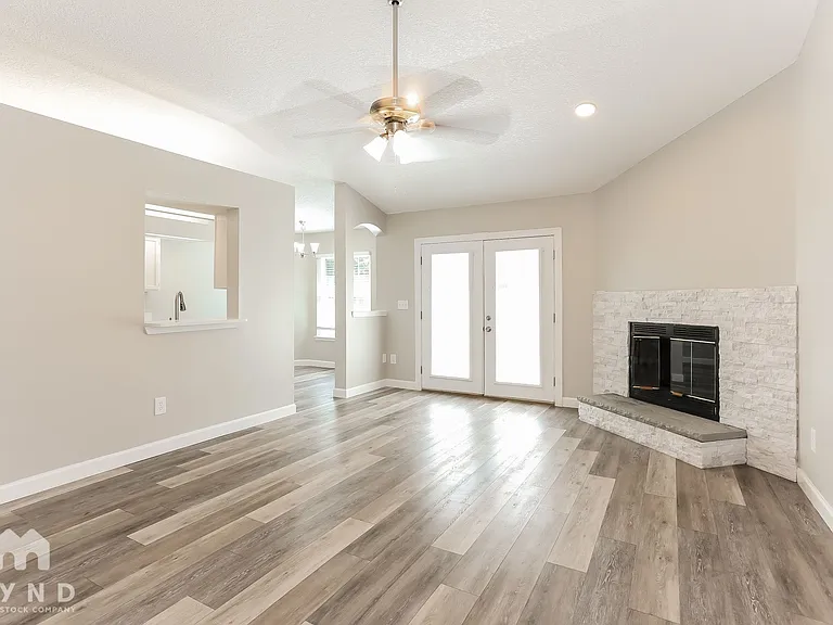 4350 Jiggermast Ave — Photo 3