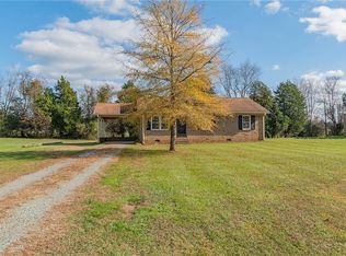 201 Hunter Creek Rd, Lexington, NC 27292