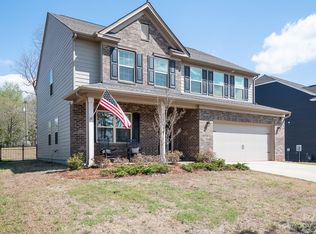 240 Tackle Box Dr, Troutman, NC 28166