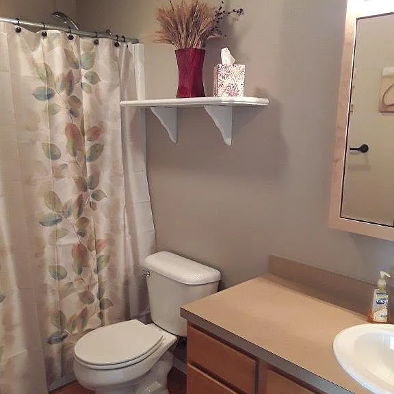 106 Sinopah St — Photo 6