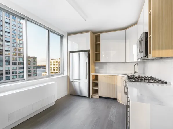 101 W End Ave, New York, NY