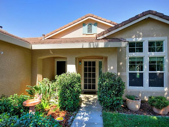 2nd image of 1622 Eligio Ln