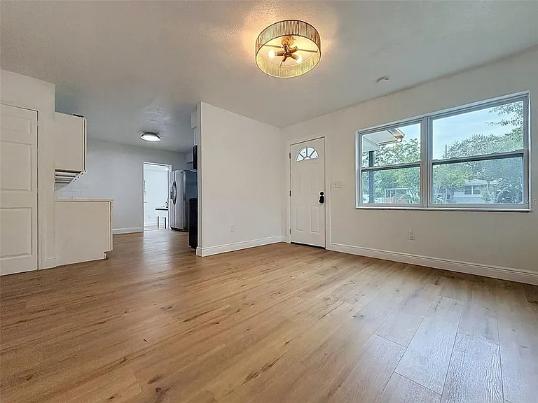 3316 W Nassau St — Photo 13
