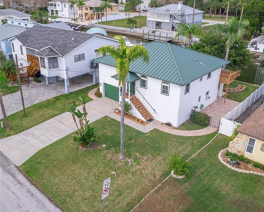 1st image of 7707 Hatteras Dr
