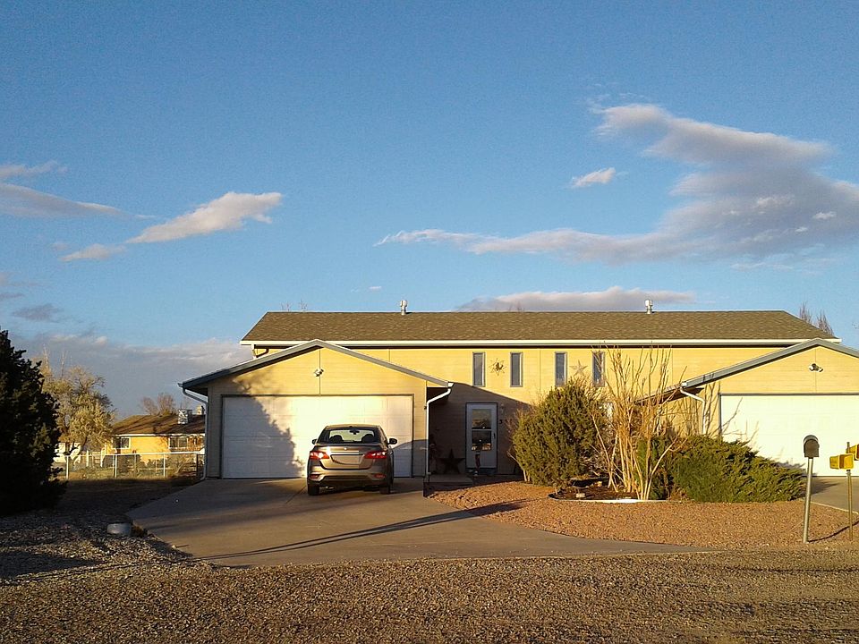 2nd image of 377 W Buttercup Way #379