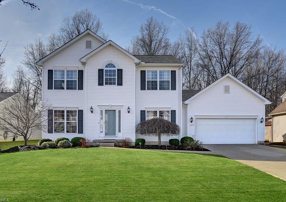 1st image of 32835 Elm Dr
