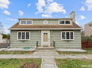 104 Oakdale Street, Bridgeport, CT 06606