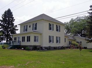 11723 Peet Rd, Chesaning, MI 48616