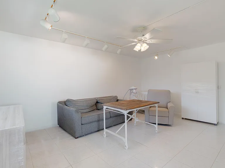 351 Mansfield Dr #351 — Photo 7