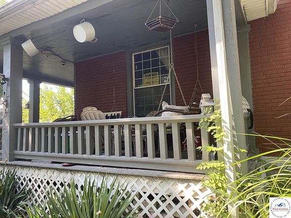 2nd image of 500 N Stewart Ave