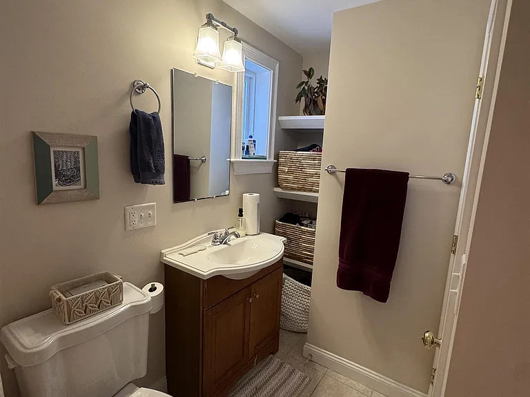 9 Winthrop Ct #1 — Photo 18