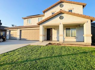 4230 E Oak Ave, Visalia, CA