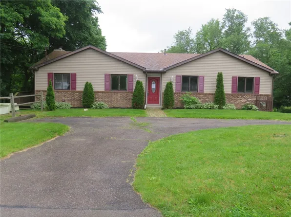 1135 Tuscarawas Rd, Beaver, PA 15009
