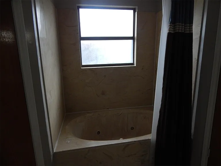4503 River Oaks Dr — Photo 38