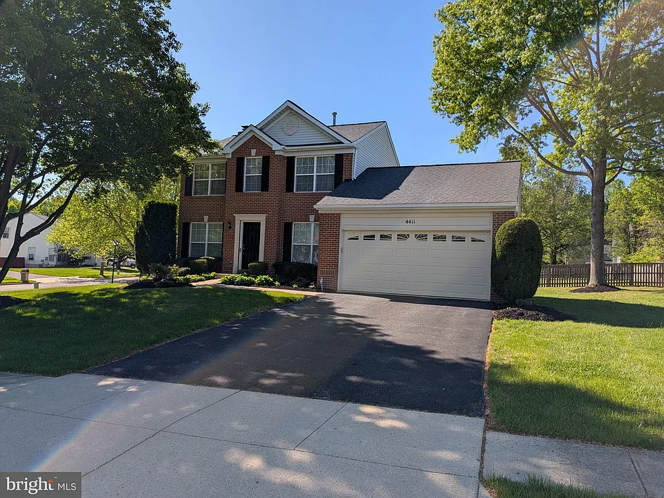 4411 Sutherland Cir
