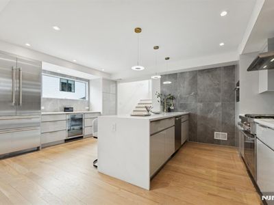 165 Knickerbocker Rd, Cresskill, NJ, 07626