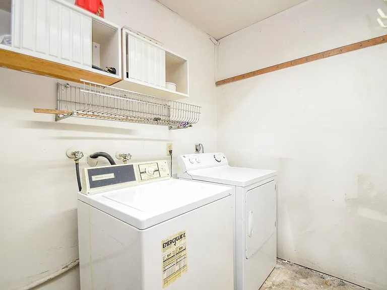 7623 Kite Hill Dr — Photo 27
