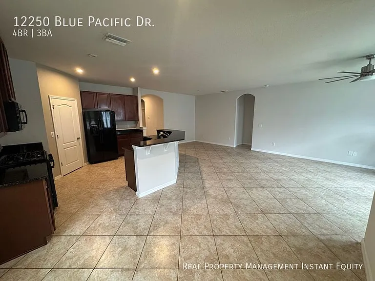 12250 Blue Pacific Dr — Photo 13