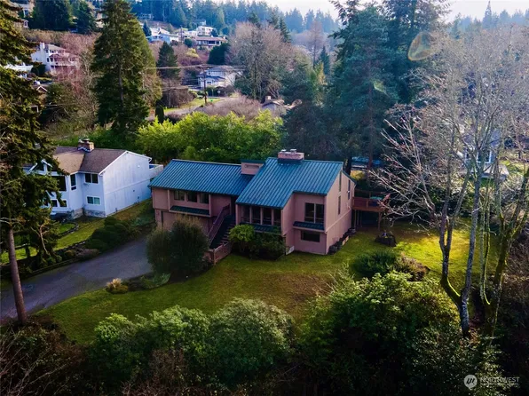 17014 Bertola Road, Edmonds, WA 98026