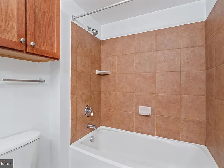 631 D St NW #245 — Photo 19