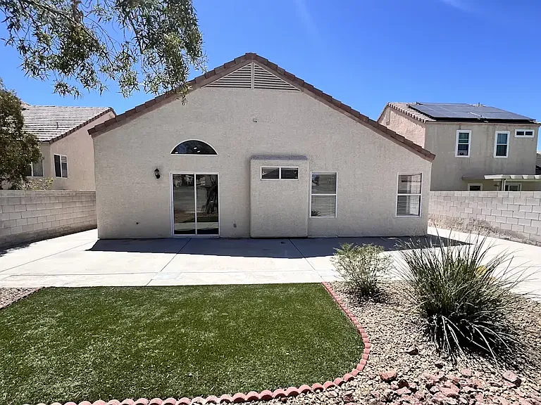 9571 Lavarun Ct — Photo 10