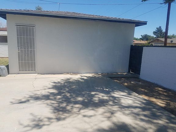 3rd image of 619 W Avenue J8