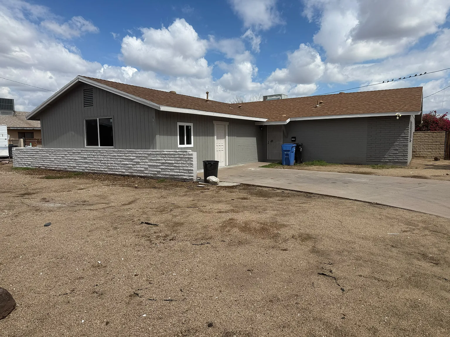 4 bed, 2056 sqft, $2,260 — Photo 4