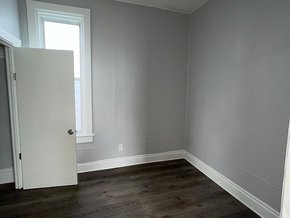 2nd image of 62.5 Park Ave