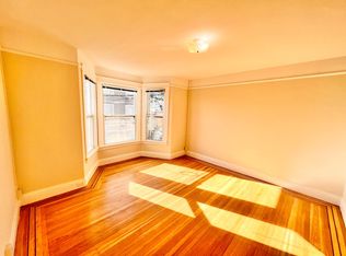 3890 24th St, San Francisco, CA 94114