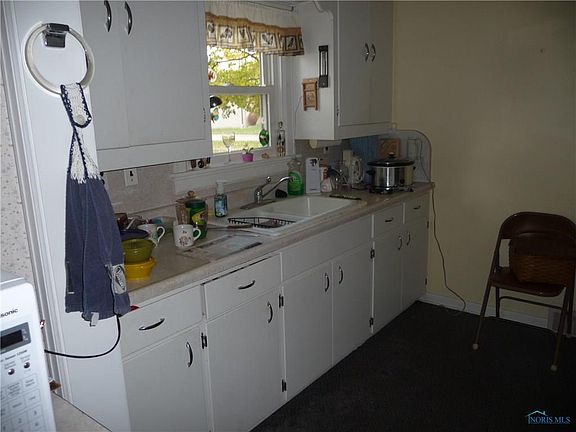 3rd image of 236 Bierley Ave