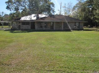 9898 Arnold Rd, Denham Springs, LA 70726