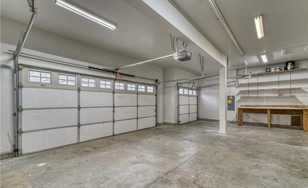 Building Photo - 14100 SE 282nd St