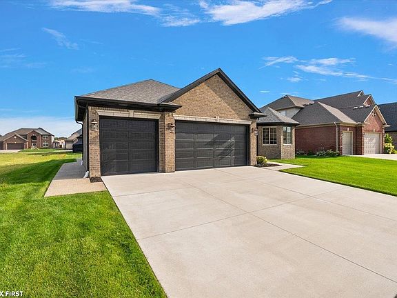 3rd image of 19117 Brighton Dr
