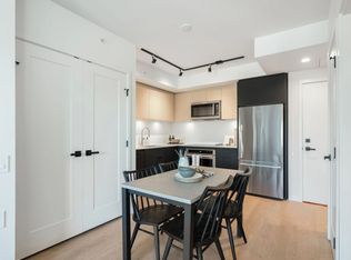 Hub Place, Vancouver, BC V6J 1W9