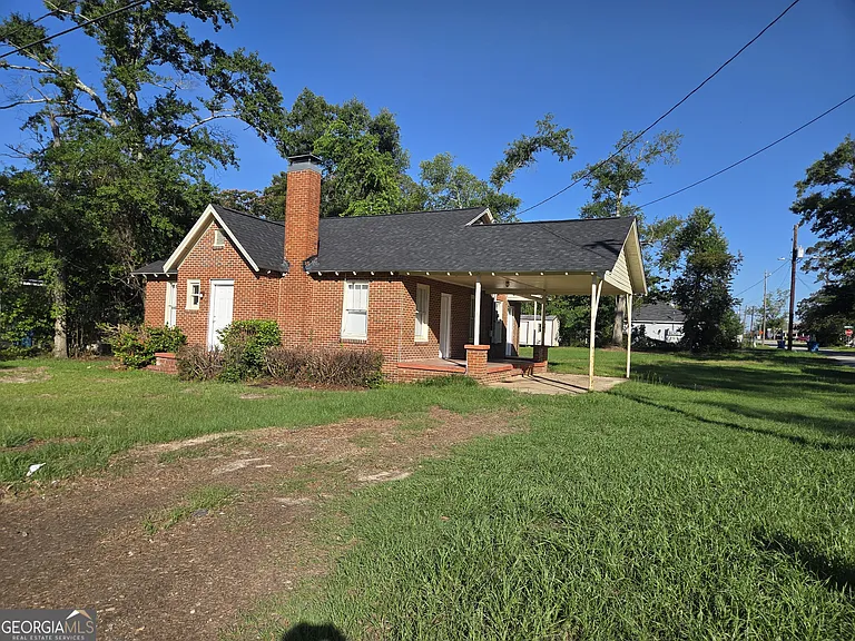 701 Green St — Photo 1
